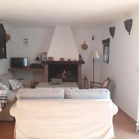 別荘 Casa Familiar El Tejar *